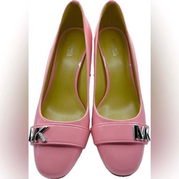 Beautiful Michael Kors Barbie Pink Patten Leather Pump Heels w/Antislip Soles 7M - Picture 3 of 8